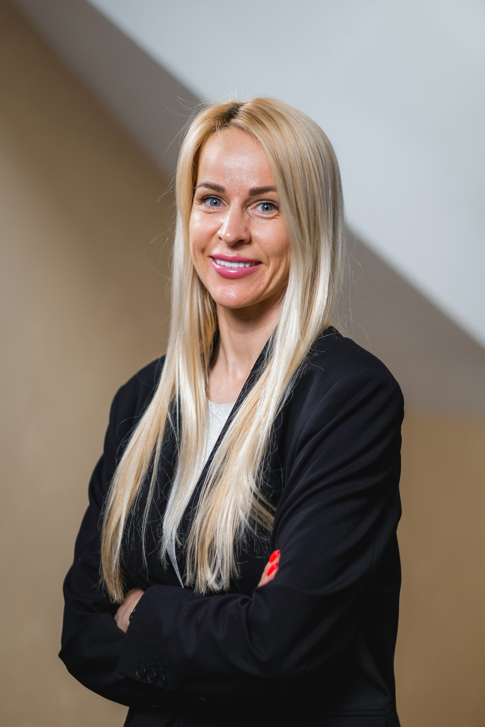 Elīna Sniedzāne